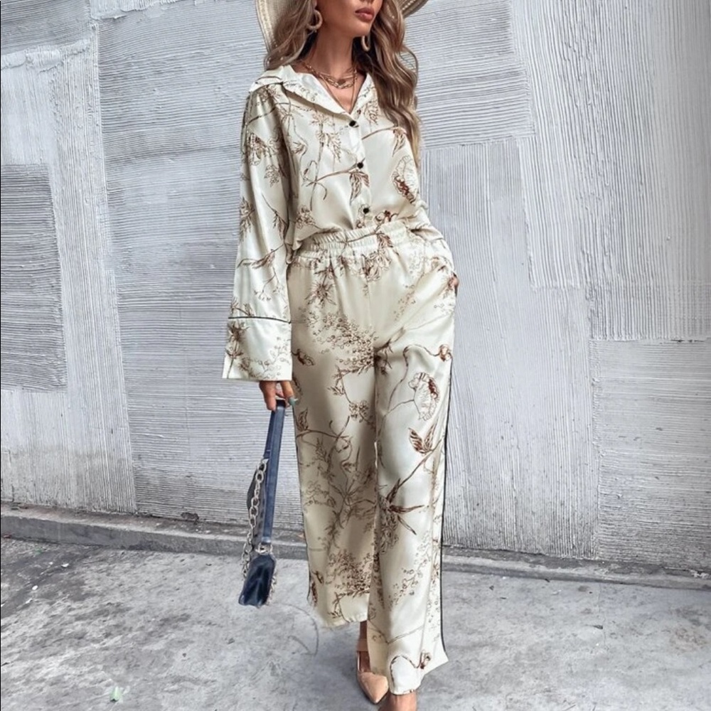 Shein set / blouse / pants